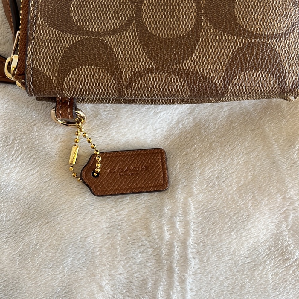 Coach Double Zip Wallet - Picture 6 of 6